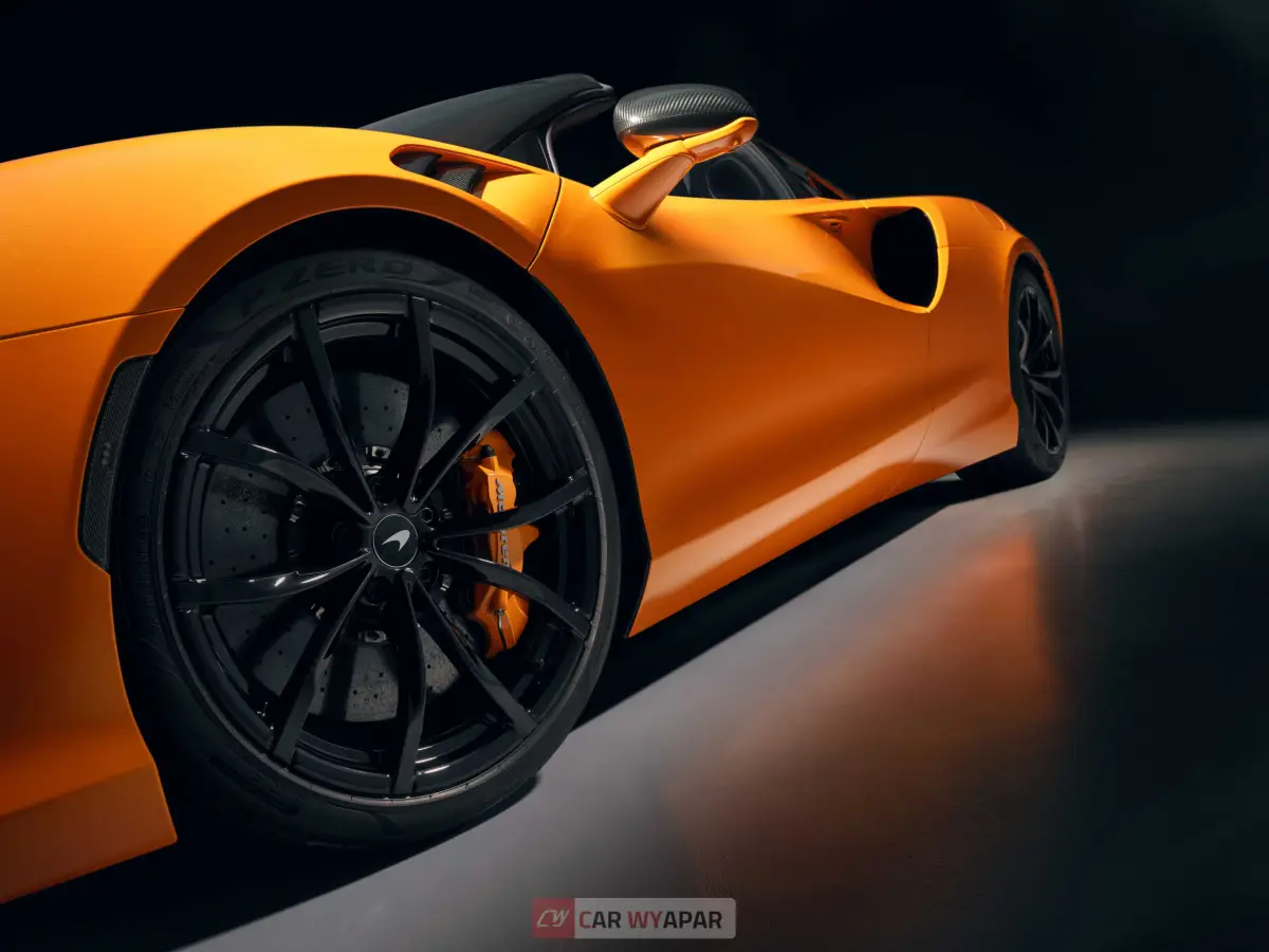 McLaren Artura Top Feature